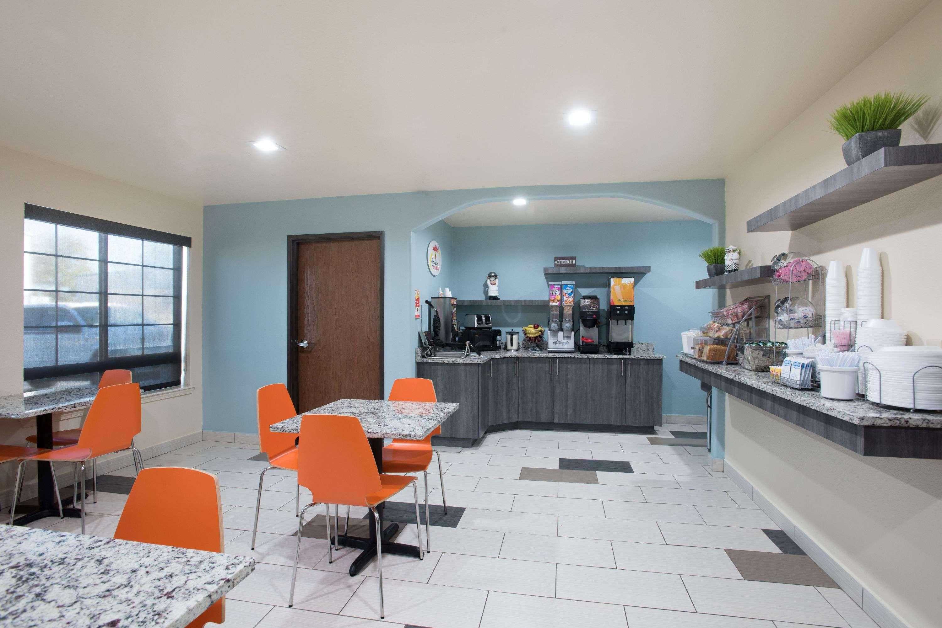 Super 8 By Wyndham Claremore Ok Extérieur photo